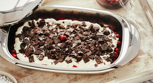 Mousse cioccolato e frutti di bosco