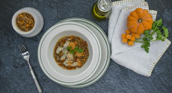 Gnocchi di zucca con sugo alla Bolognese 