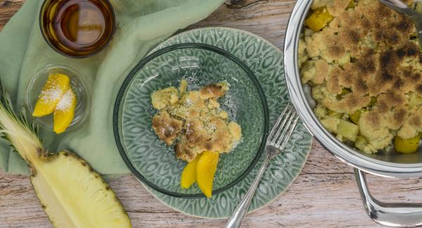 Crumble con frutta tropicale