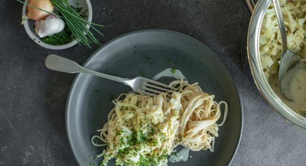 Pasta con sugo di verza