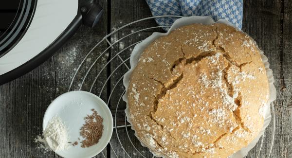 Pane al farro con yogurt 