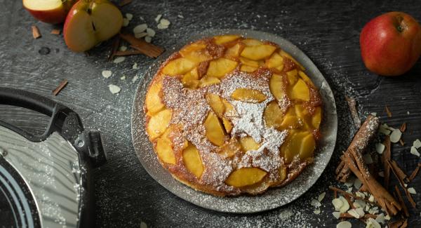 Torta di mele caramellata