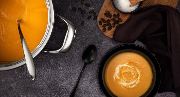 Zuppa di zucca con amaretto