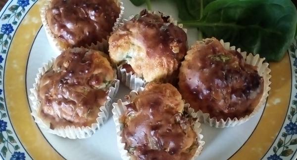 Muffin di spinaci e formaggio